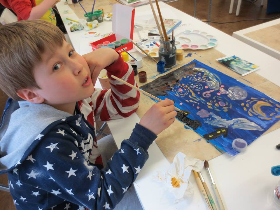 Уроки живописи и рисунка для детей в Москве